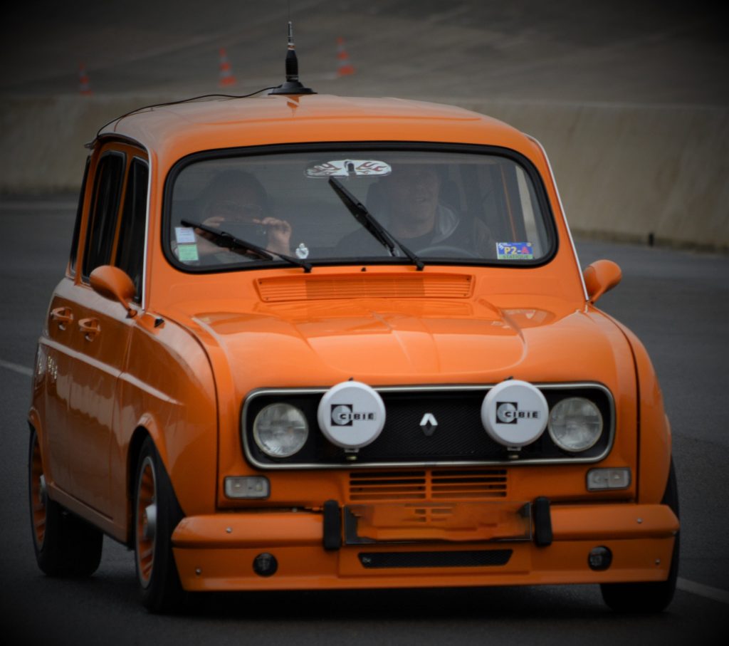 50 ans de la R5 Losange Passion International Jean Ragnotti Julien Saunier autodrome Linas-Montlhéry Delalumiereauxyeux