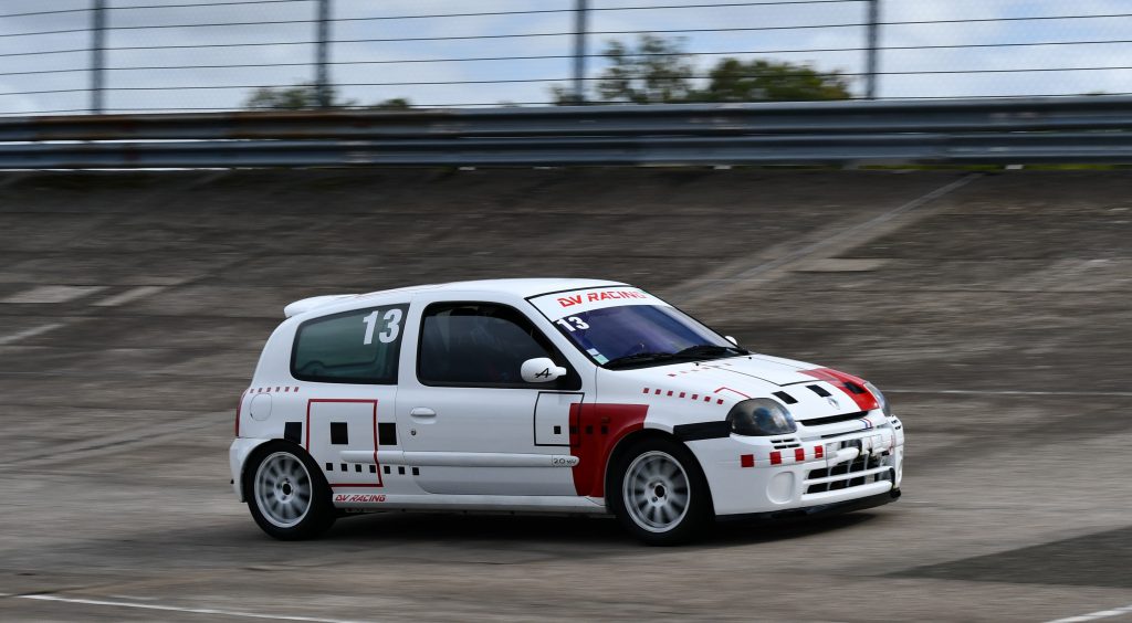 50 ans de la R5 Losange Passion International Jean Ragnotti Julien Saunier autodrome Linas-Montlhéry Delalumiereauxyeux