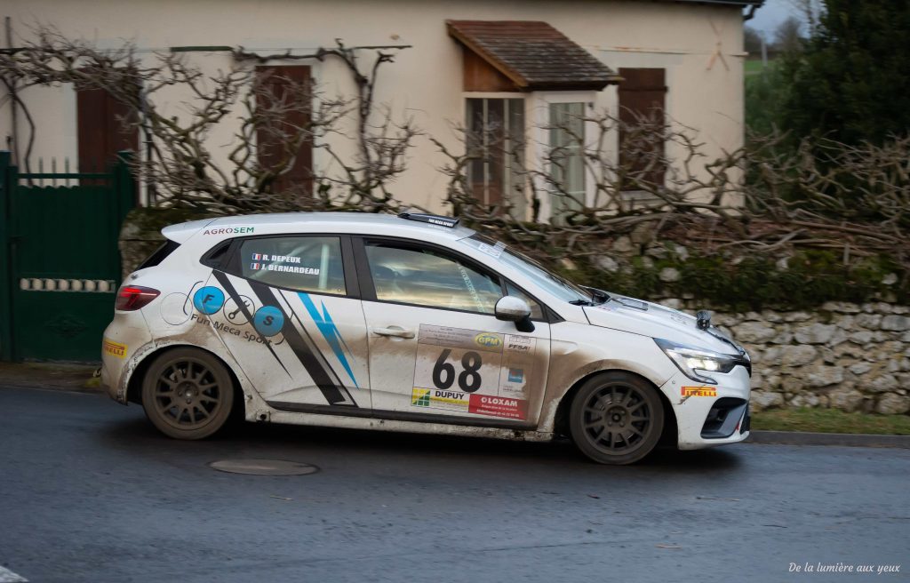 Rallye de la Vienne 2023 photographe De la lumière aux yeux REANULT Clio RS LINE Rally5 Julien BERNARDEAU/Romain DEPEUX