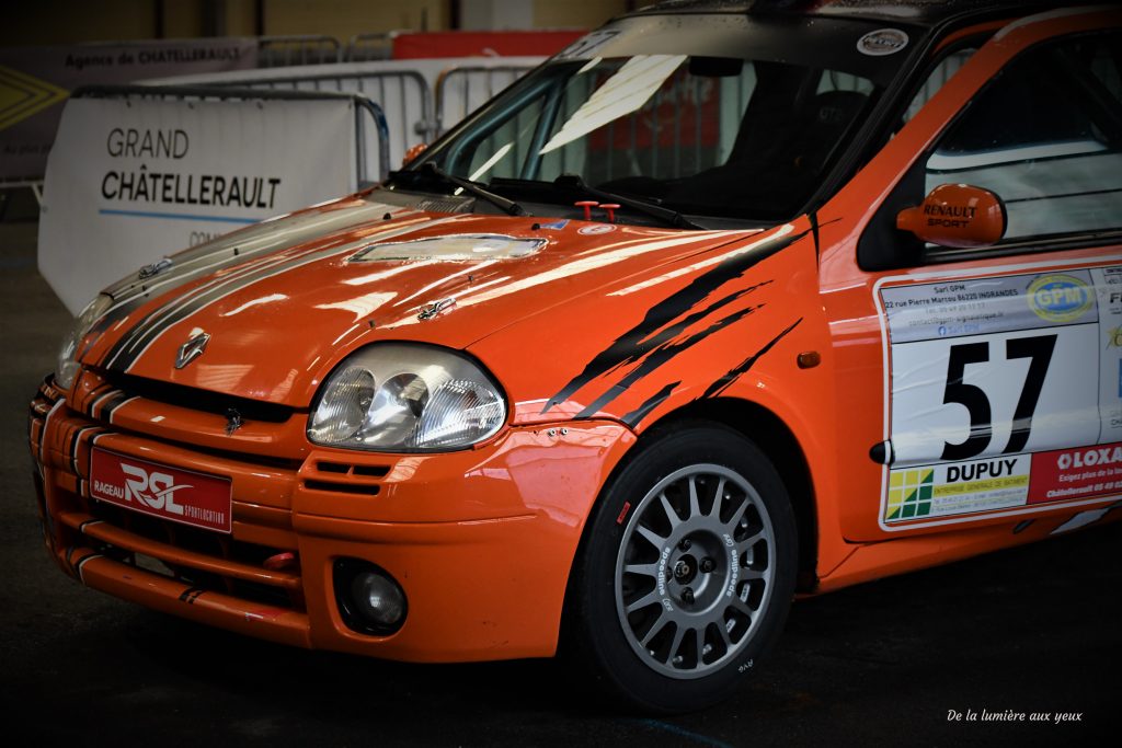 Rallye de la Vienne 2023 photographe De la lumière aux yeux RENAULT Clio RS N3 Simon BOJU/Richard PELTIER