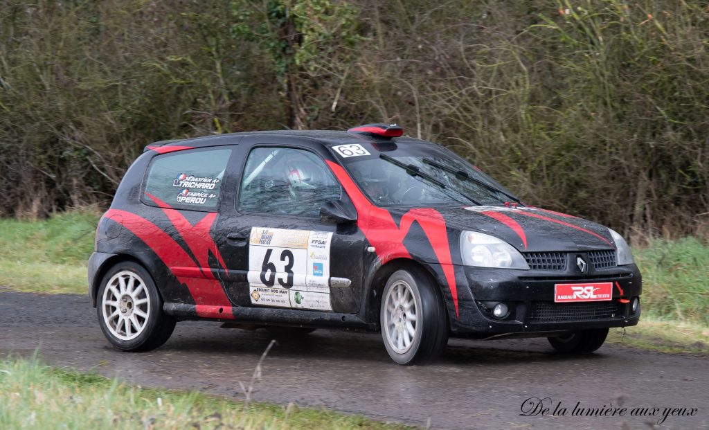 Rallye de la Vienne 2023 photographe De la lumière aux yeux RENAULT Clio RAGNOTTI N3 Fabrice PEROU/Sébastien TRICHARD