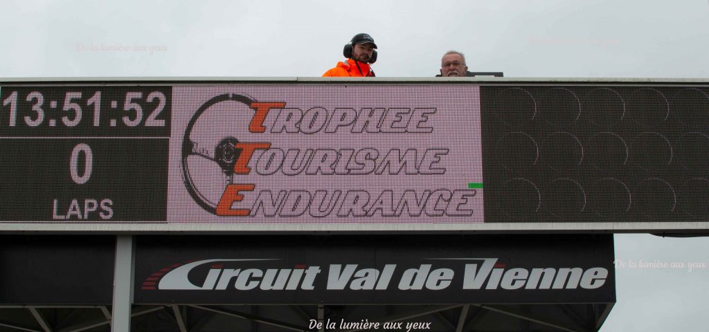 Trophée Tourisme Endurance 2 avril 2023 circuit Val de Vienne Le Vigeant photographe De la lumière aux yeux