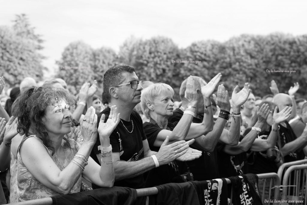 Concert Rozedale et Louis BERTIGNAC mercredi 21 juin 2023 à Pussay photographe De la lumière aux yeux