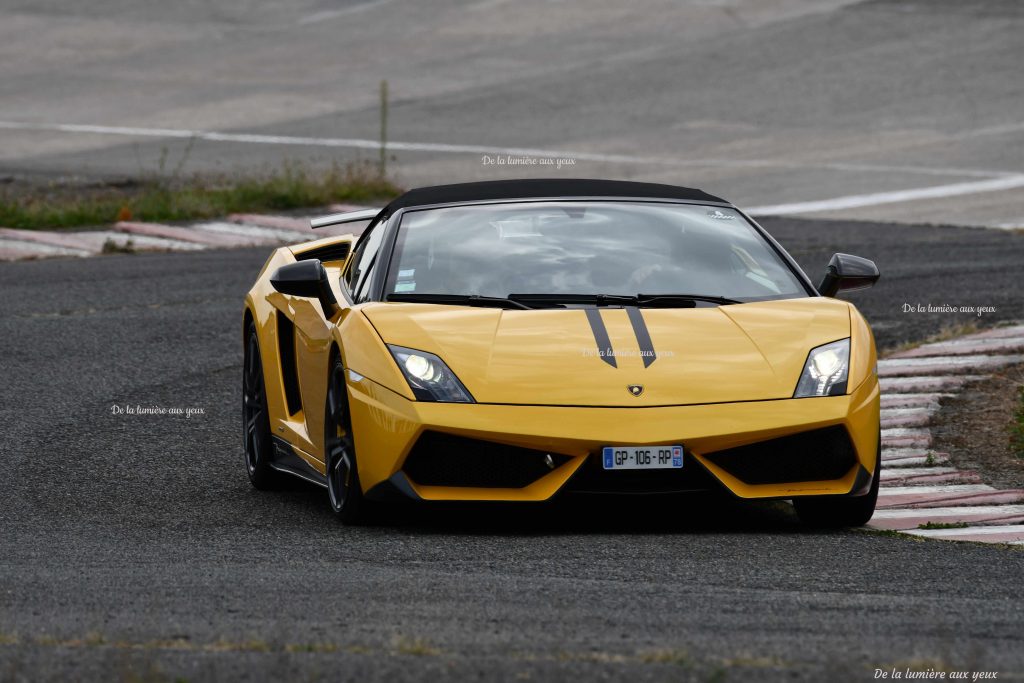 Italian Meeting 2023 à l'autodrome de Linas-Montlhéry photographe De la lumière aux yeux